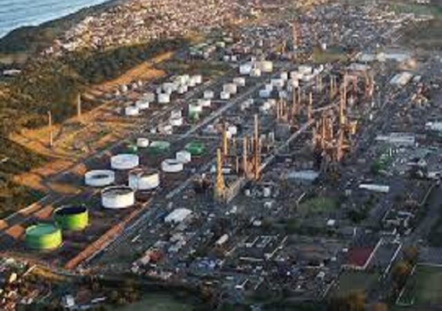 Refinery and Reservoir